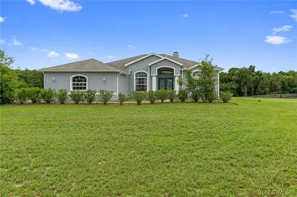 8424 E Zephyr Wing Court, Floral City, FL 34436