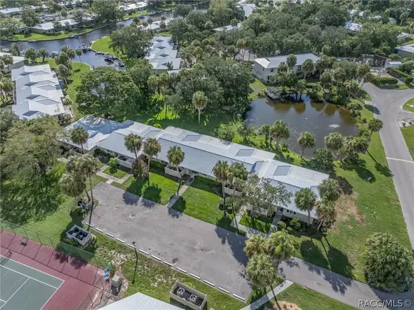 Address Withheld By Seller, Crystal River, FL 34429