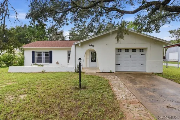 1240 N Van Nortwick Road, Lecanto, FL 34461