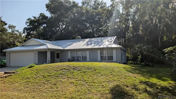 4023 N Eagle Nest Point, Crystal River, FL 34428