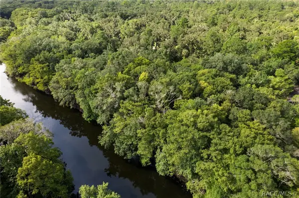 6409 E River Road, Hernando, FL 34442