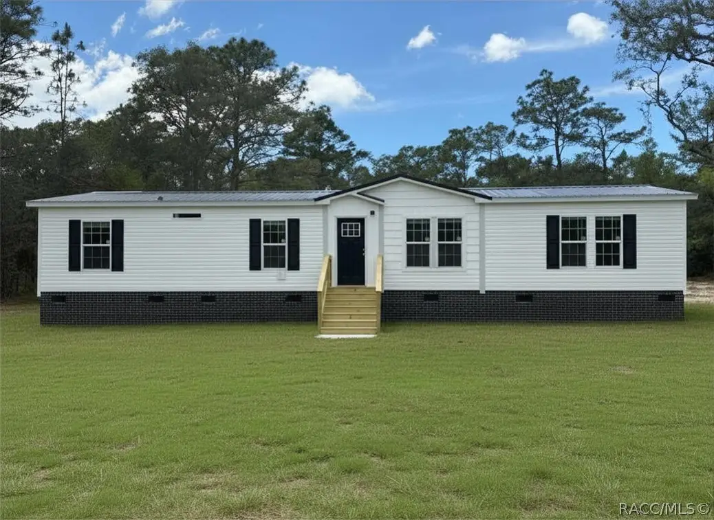 132 S Thayer Avenue, Lecanto, FL 34461 - #1