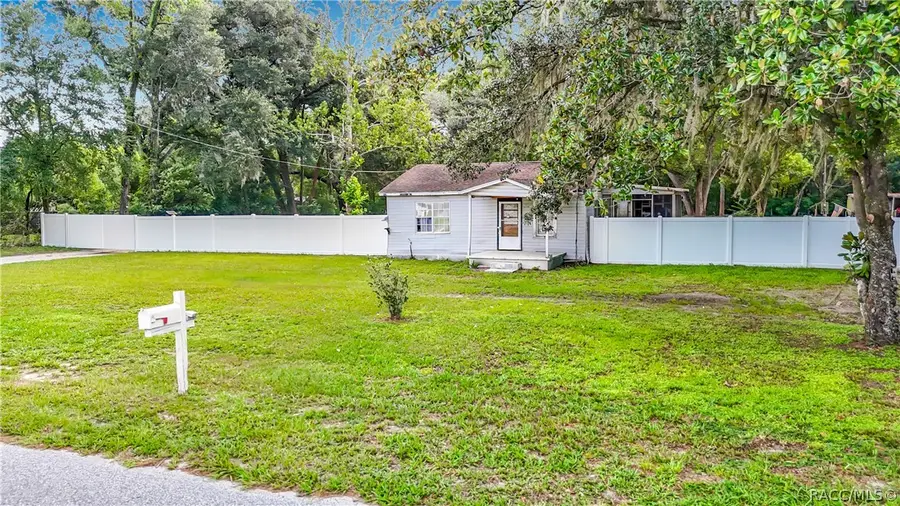 6708 16th Street #1, Zephyrhills, FL 33542 - #3
