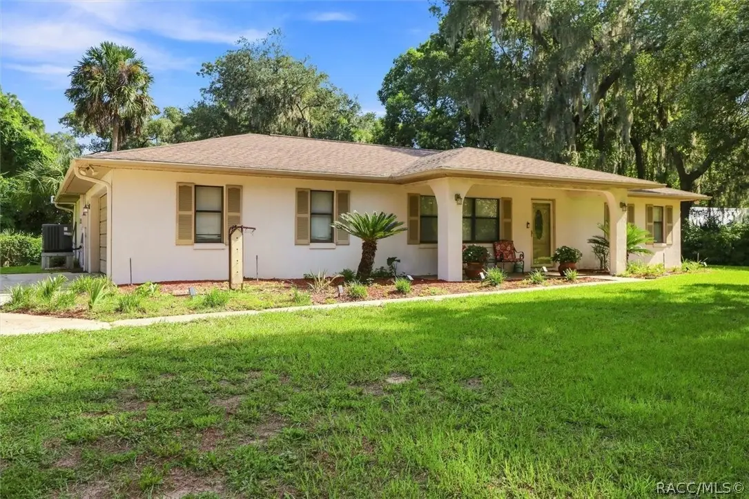 9685 W Tom Mason Drive, Crystal River, FL 34428 - #1