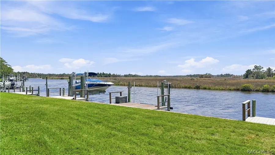 11597 W Bayshore Drive Sw #117, Crystal River, FL 34429 - #2