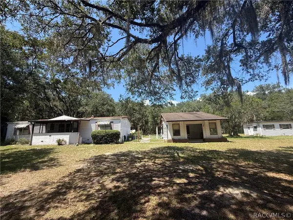 9341 N Rainelle Avenue, Crystal River, FL 34428
