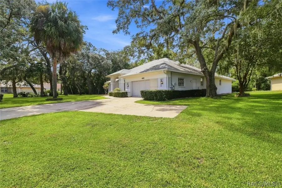 1 Canela Court, Homosassa, FL 34446 - #3