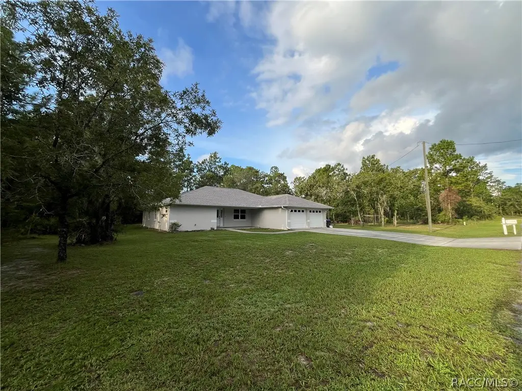838 W Horizon Lane, Citrus Springs, FL 34434 - #1