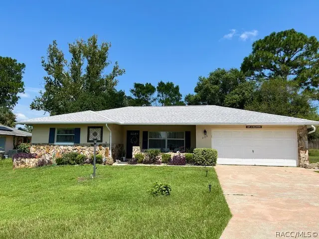 225 W Hollyfern Place, Beverly Hills, FL 34465 - #2