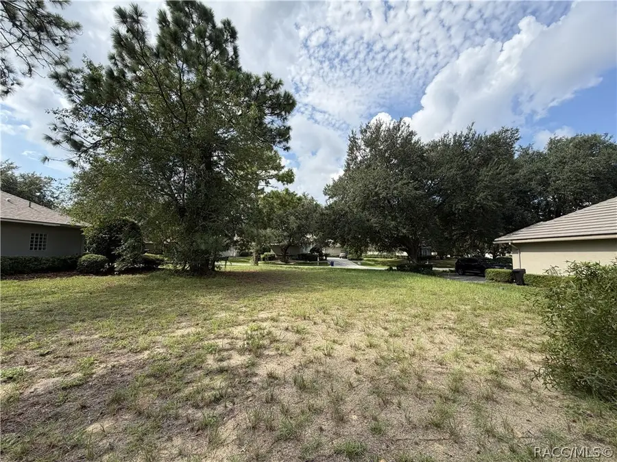 3075 N Barton Creek Circle, Lecanto, FL 34461 - #2