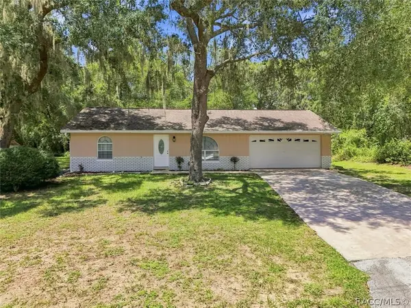 972 N Charles Avenue, Inverness, FL 34453