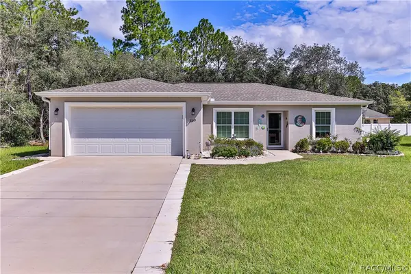 8645 N Paradisea Drive, Dunnellon, FL 34433