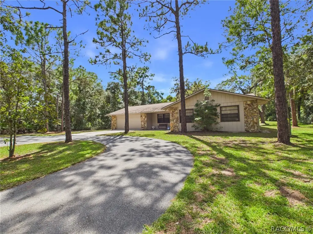 814 N Dunkenfield Avenue, Crystal River, FL 34429 - #1