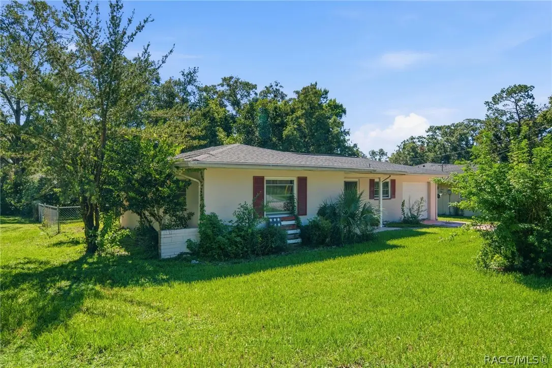 706 Mayflower Avenue, Inverness, FL 34450 - #1