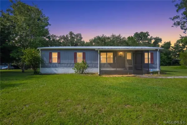 7892 W Missy Place, Dunnellon, FL 34433