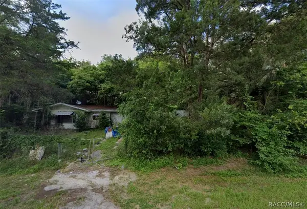1915 NE 60th Street, Ocala, FL 34479