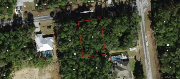 1884 W Blackhawk Place, Citrus Springs, FL 34434