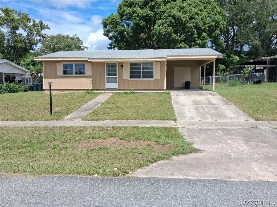 2109 W Howard Place, Citrus Springs, FL 34434 - #2