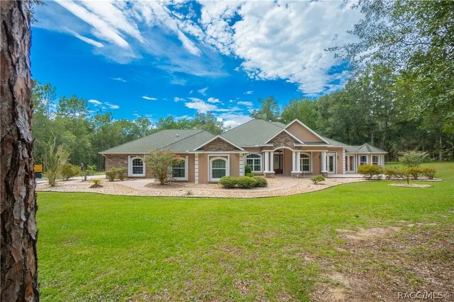 9810 S Berkshire Avenue, Inverness, FL 34452 - #3