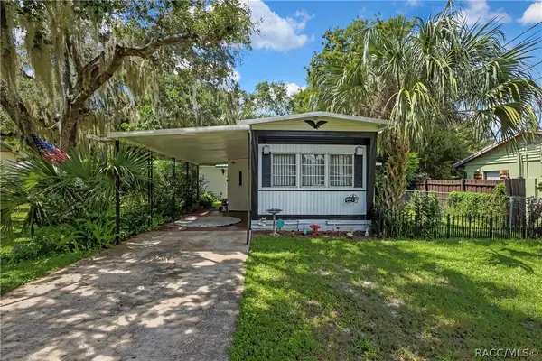 223 N Line Avenue, Inverness, FL 34450