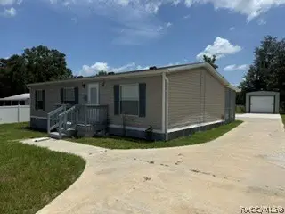 8475 S Linden Point, Floral City, FL 34436