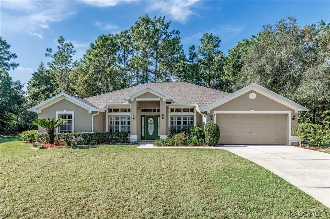 7 Maidenbush Court W, Homosassa, FL 34446 - #1