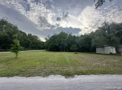 220 N Staff Point, Inverness, FL 34450