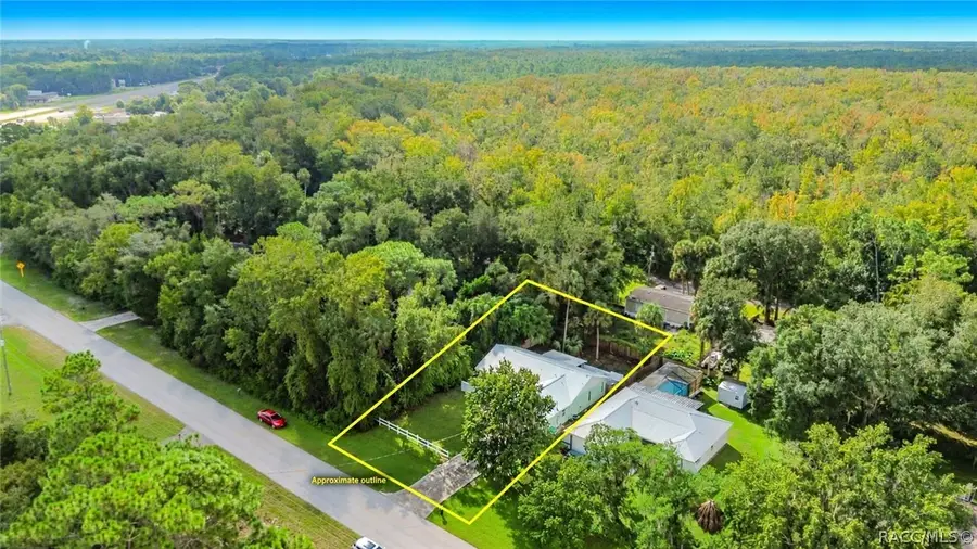 8422 W Bradshaw Street, Homosassa, FL 34448 - #2