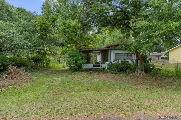 8479 W Doe Lane, Homosassa, FL 34448