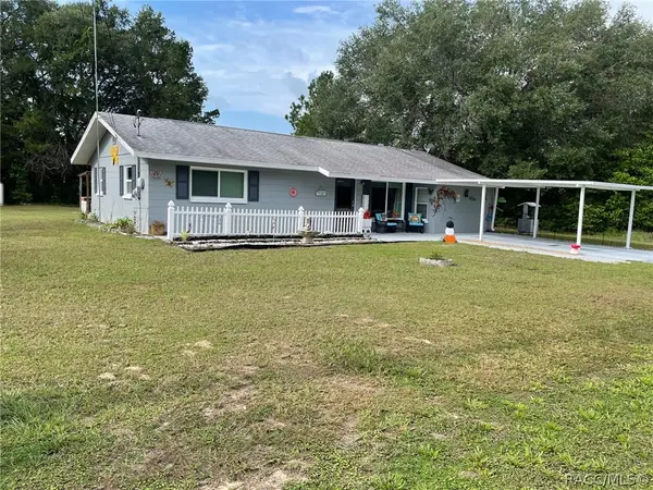 21332 SW Rainbow Lakes Boulevard, Dunnellon, FL 34431