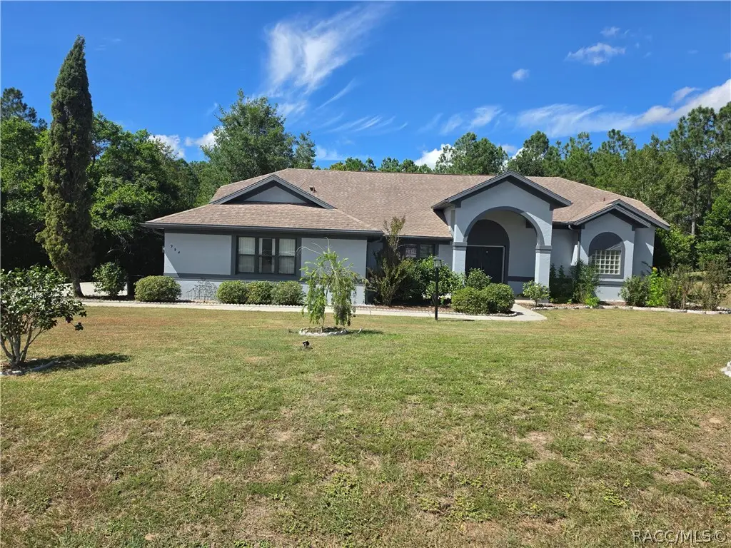 994 E Crown Of Roses Loop, Inverness, FL 34453 - #1