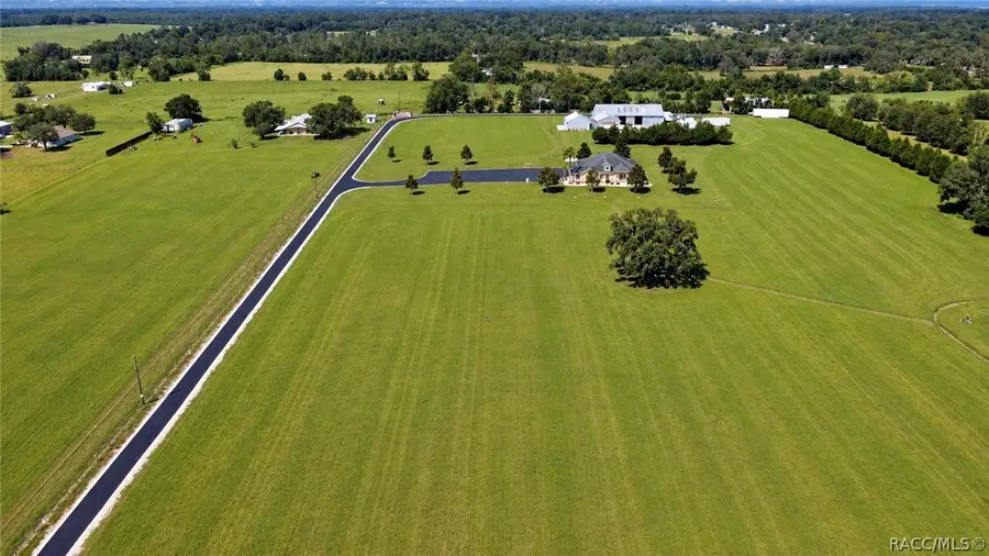 6147 White Road, Brooksville, FL 34602 - #2