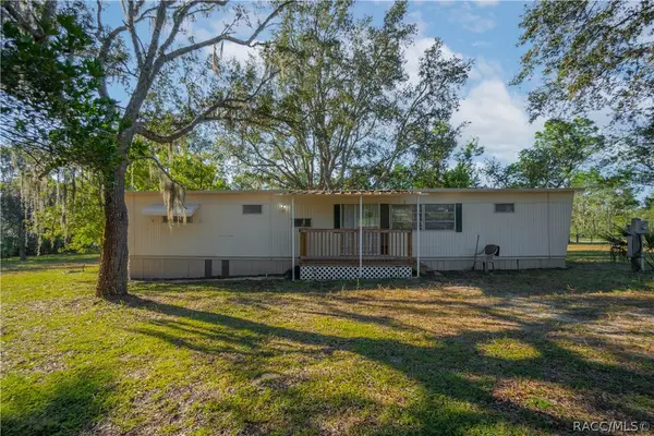 4810 W Blackridge Lane, Homosassa, FL 34446