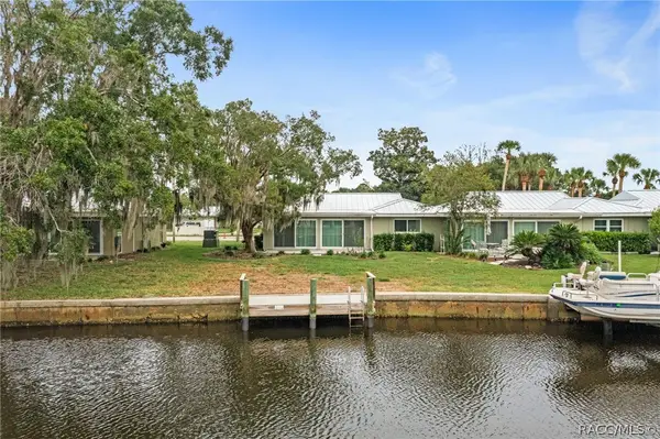 11269 W Bayshore Drive, Crystal River, FL 34429