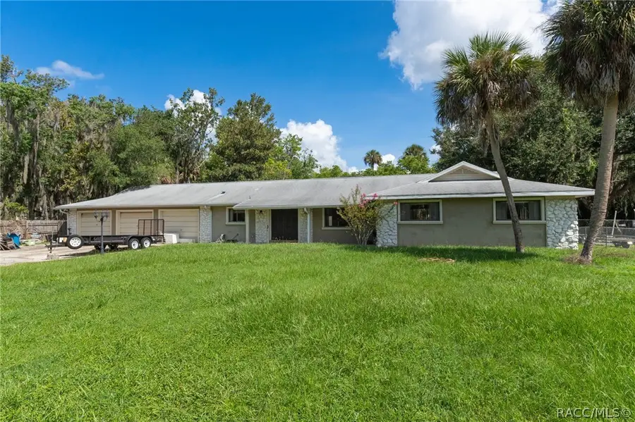 149 & 151 SE Paradise Point Road, Crystal River, FL 34429 - #3