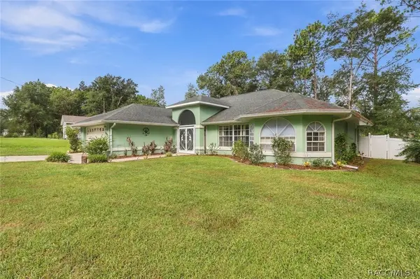 8090 N Golfview Drive, Citrus Springs, FL 34434