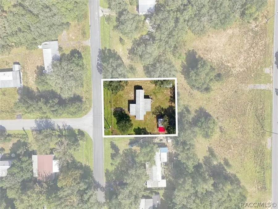 33 N East Avenue, Inverness, FL 34453 - #2