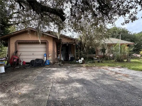 4700 W Oakhill Street, Dunnellon, FL 34433