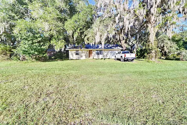 7110 S Florida Avenue, Floral City, FL 34436