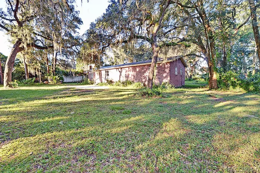 7122 S Florida Avenue, Floral City, FL 34436 - #2