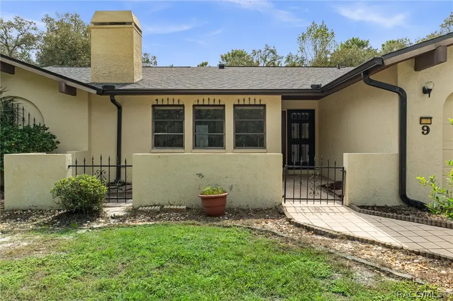 9 N Tupelo Court, Homosassa, FL 34446 - #3