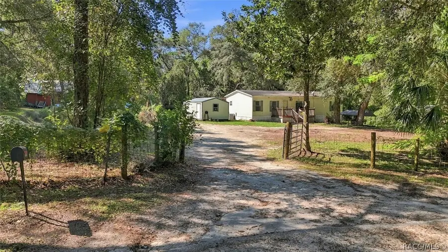 6820 N Dawson Drive, Hernando, FL 34442 - #2