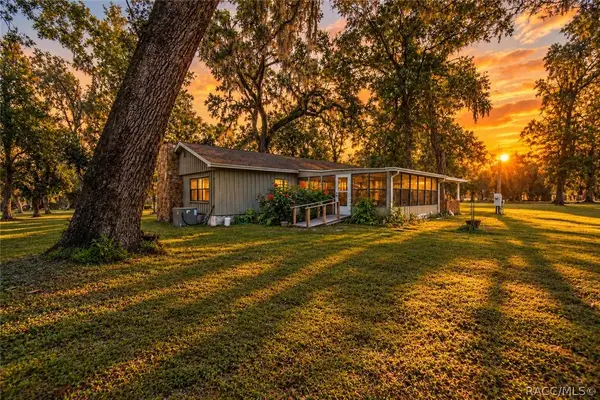 11105 E Ownbey Court, Floral City, FL 34436