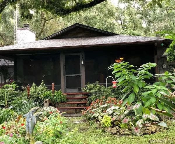 398 S Winterset Avenue, Crystal River, FL 34429