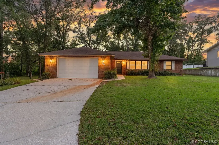 922 Cedar Avenue, Inverness, FL 34452 - #2