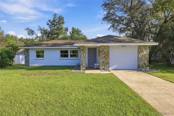 2279 W Winter Place, Citrus Springs, FL 34434