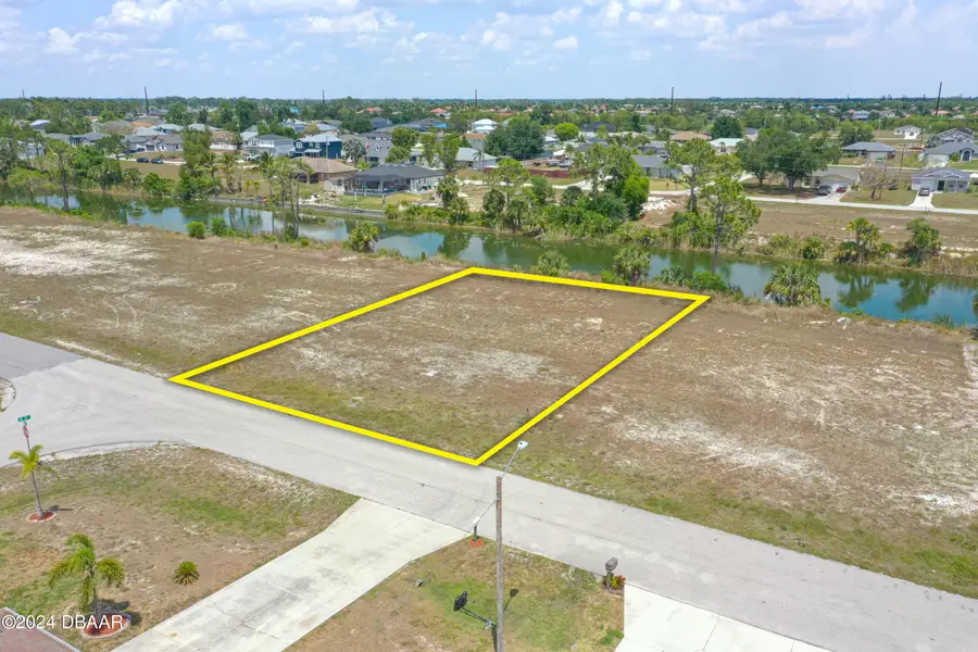 2831 NE 5th Place, Cape Coral, FL 33909 - #2