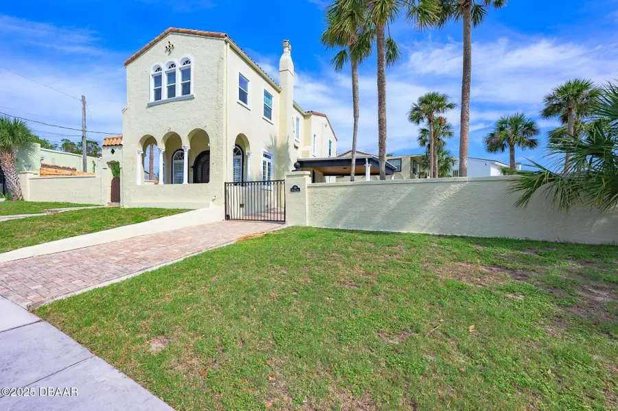 319 Wisteria Road, Daytona Beach, FL 32118 - Image #2