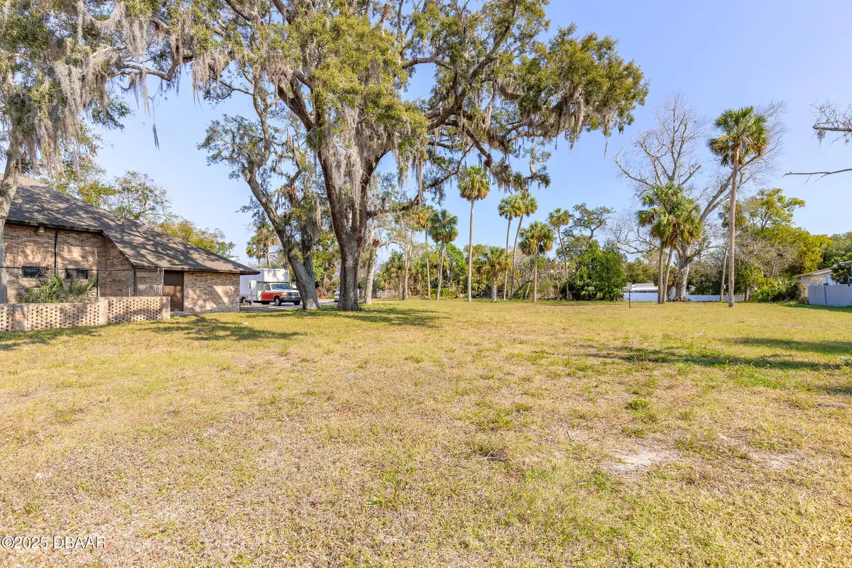 629 N Ridgewood Avenue, Daytona Beach, FL 32114 - #1