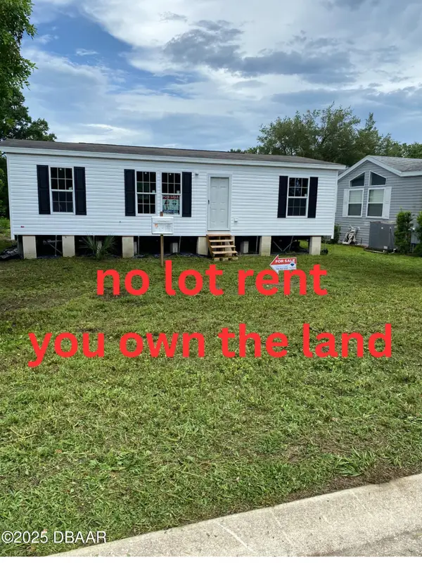 1367 Vine Street, Daytona Beach, FL 32117